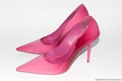 Aldo Linares in Pink