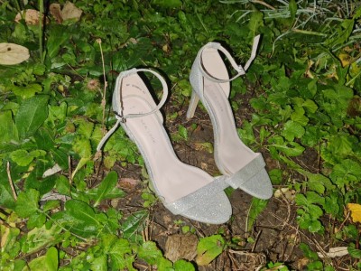 Silver new look sandals before1.jpg