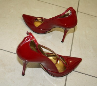 KG_RED_02.jpg