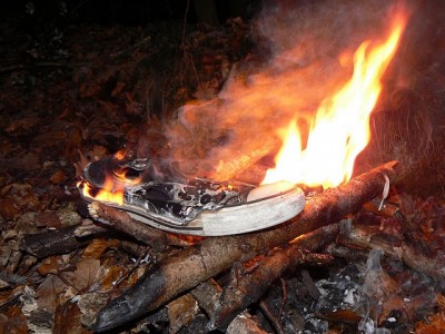 24 converse fire.JPG